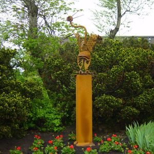 Monument voor de Dwangarbeiders met de naam Gehavende Vrije Vogel