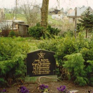 Johannisfriedhof te Mügeln Neuerteil Abteilung B Reie16 Grabnummer 6. 