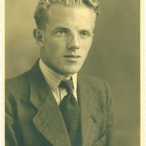 Jan Beentjes. Foto genomen rond 1943