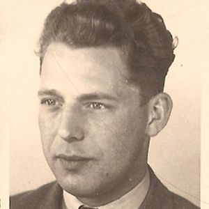 Herman Huisman, gefotografeerd kort voor de razzia van 16 april 1944. Foto ontvangen van Hans Huisman.