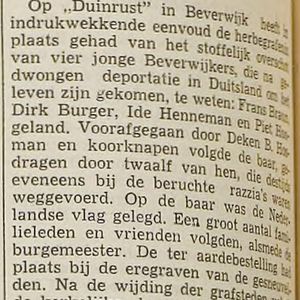 Herbegrafenis van Dick Burger, Ide Henneman, Frans Braun en Piet Hoogewerf op Duinrust. IJmuider Courant 30 april 1949.