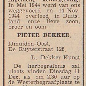Rouwadvertentie Pieter Dekker. Bron IJmuider Courant 10-12-1951.
