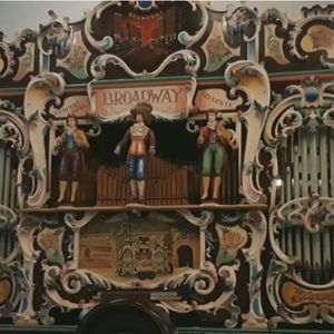 De Broadway van Ron van Hoorik te gast in het draaiorgelmuseum te Haarlem